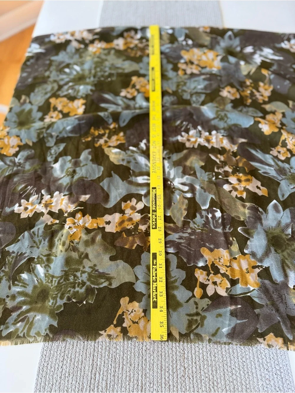 Vintage Olive Green Floral Woven Rectangle Wrap Scarf